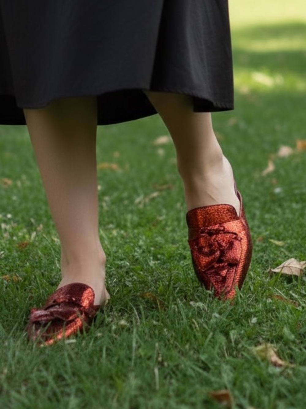 Alberta Ferretti Red Metallic Hearts Crackle Pointed Toe Mule Flats